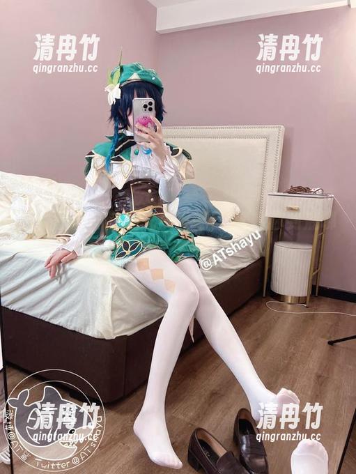 眼镜作品，这种气质很好，AT鲨你到底哪里学来的？