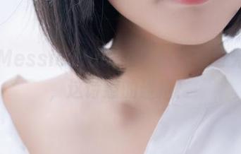 又见Messie Huang！体操服与无圣光，这诗意的碰撞！