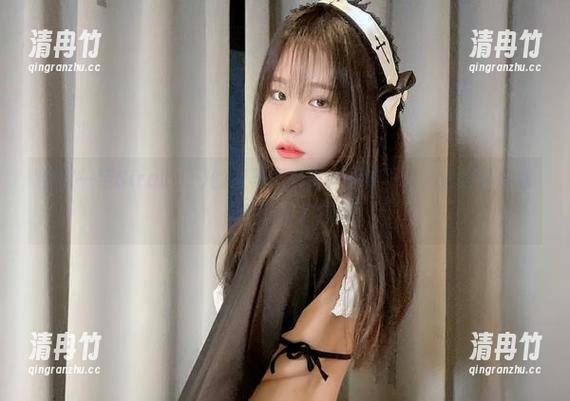 看这一组Sira(시라)的双马尾写真，不得不说，这潮流好像又回来了？