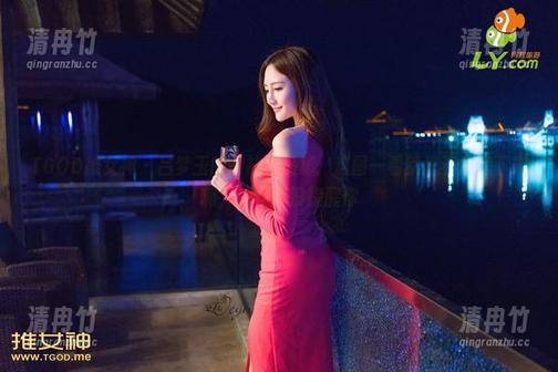 TGOD推女神-吕梦玉 TGOD推女神 - 吕梦玉的网袜大揭秘:这图一看就忍不住想下载啊,别怪我没提醒你