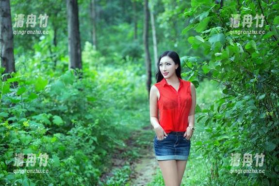 TuiGirl推女郎 - 最新夏婉婉的教室美图，学什么呢？只学看得过瘾就好！