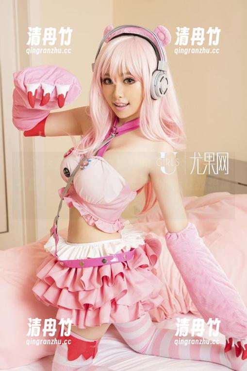 UGirls尤果网-松果儿 UGirls尤果网 - 松果儿的美图套装,在线不露脸,开放真心话,上衣有点让我想放大镜仔细看……