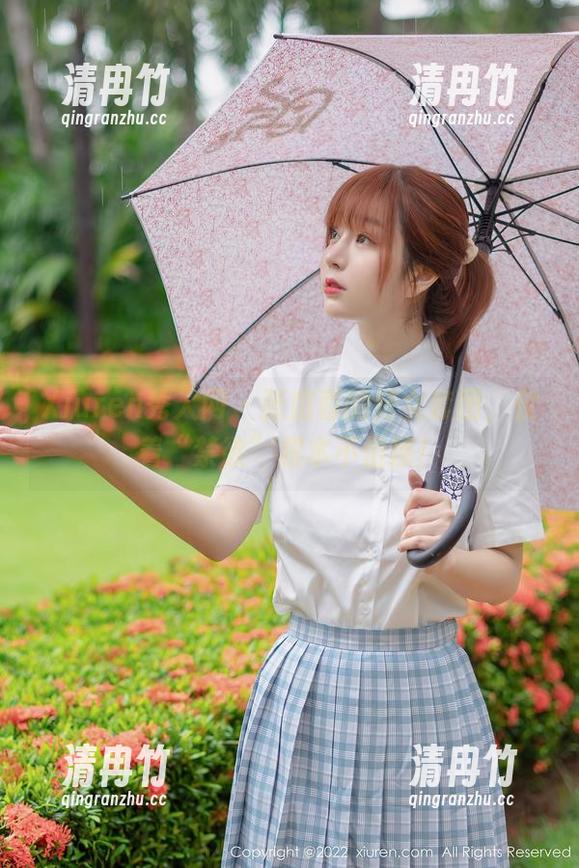 Xiuren秀人网-张庭蓉 Xiuren秀人网 - 张庭蓉的修女套图,仗着“禁欲”根本不怕撩!