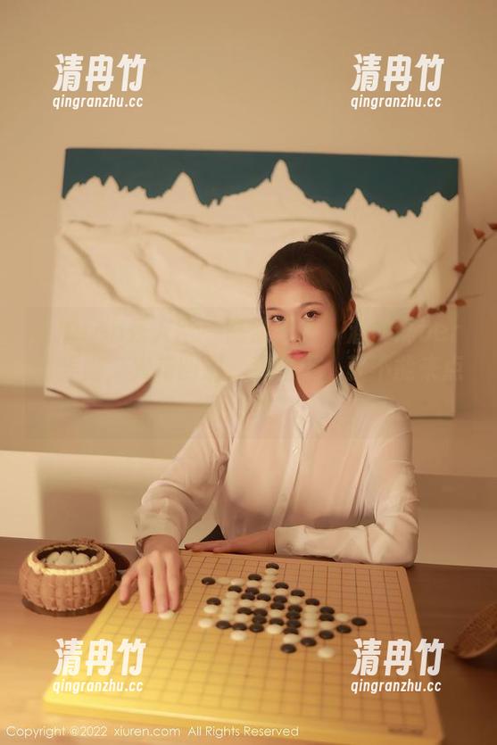 Xiuren秀人网-潘琳琳ber Xiuren秀人网 - 高清图册:潘琳琳ber的美脚,火花四射,我的天,就不能来点勒比吗?