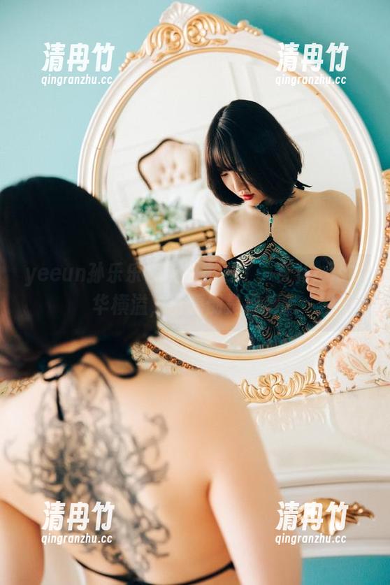 yeeun孙乐乐你快别卖力了，女仆cos才华横溢，资源倒是很解腻