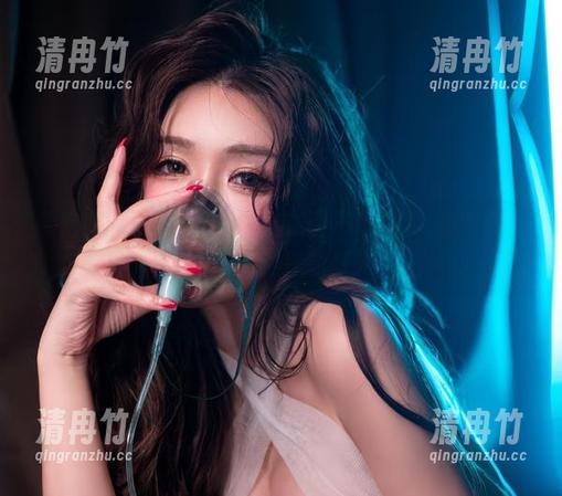 微密圈 - 谁说夜色是黑暗？“于芷晴”的写真让我见识了别样的灯光！