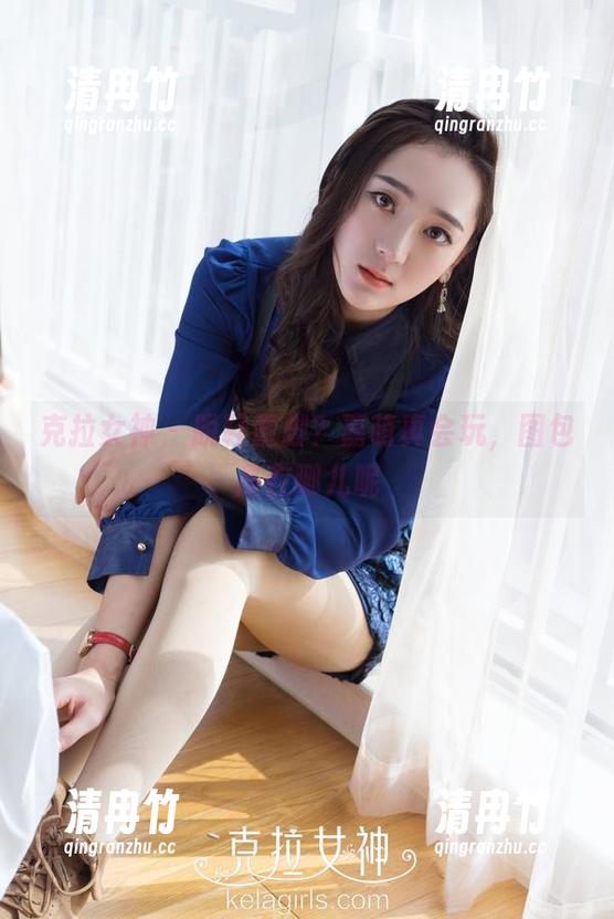 克拉女神-嘉萌 克拉女神 - 脱鞋量脚?嘉萌真会玩,图包是在哪儿呢