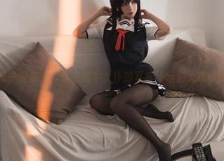 凉凉子又来了!这次奶牛女仆的写真让我们大跌眼镜!