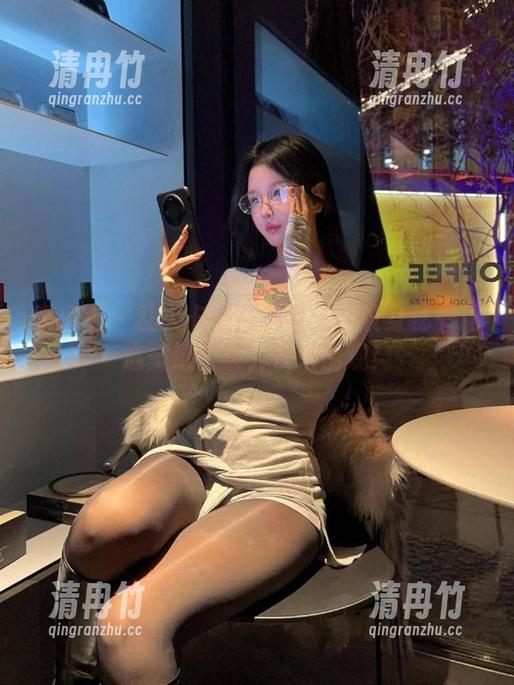 微密圈 - 乱入卡通百科老王：纹身秘书精选壁纸合集，快来围观！