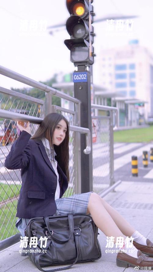 一穿体操服简直想说，嘎潼的写真越看越上瘾！