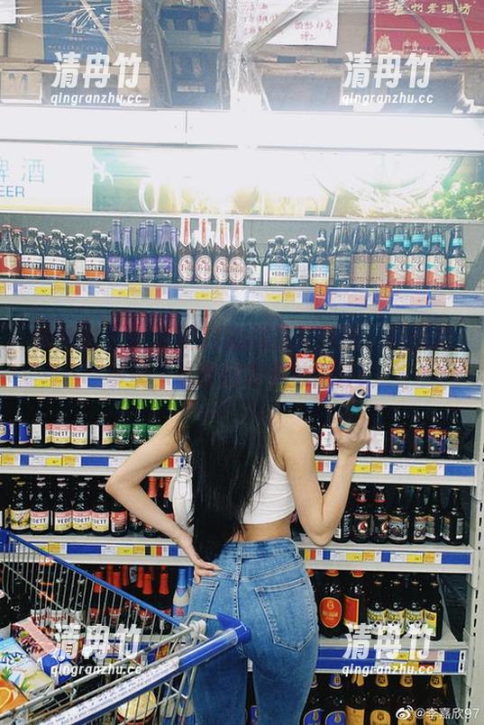 李嘉欣97 微密圈 - 李嘉欣97的网袜与原图:封面有多美,态度就有多放得开!