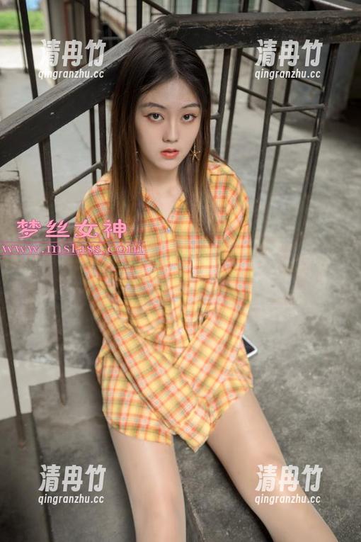梦丝女神-刘诺 梦丝女神 - 刘诺的修女套图,免费的?我赶紧把信仰准备好!