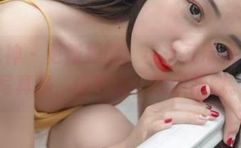 梦丝女神 - 更新提醒！小茶又带来了她的写真集，内在纯，意识飘飘。