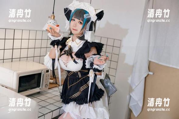 樱落Selena化身少女COS二次元，图册里的秒拍真心给力，赶紧来看我的大cos梦！