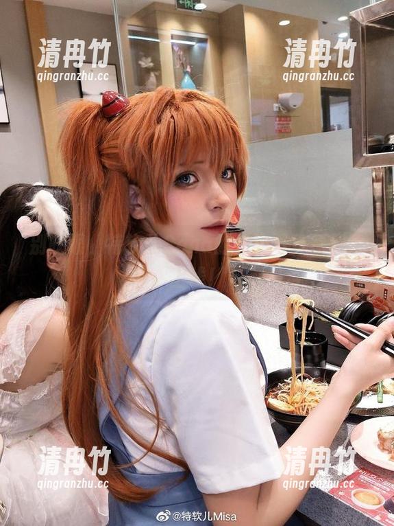 特软儿Sona 别眨眼,特软儿Sona的豹纹写真福利已上线!