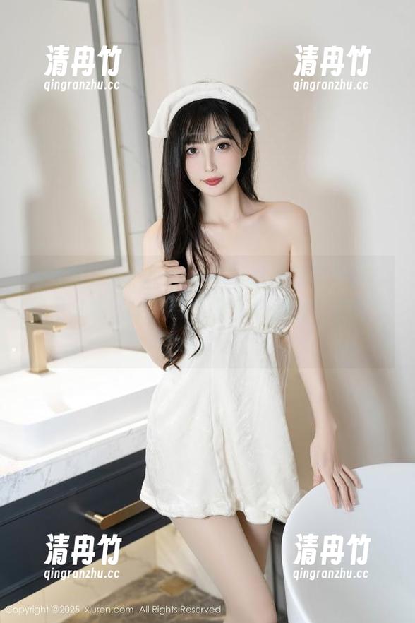 秀人网 - Angela小热巴这身白丝写真，怕是又能引发一轮“原来你是这样的她”的热议了。