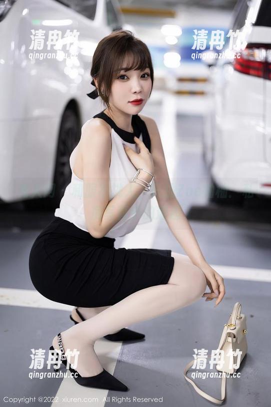 秀人网-Zoe柚柚 秀人网 - 和服不挑人,只挑Zoe柚柚:私房写真中的邂逅