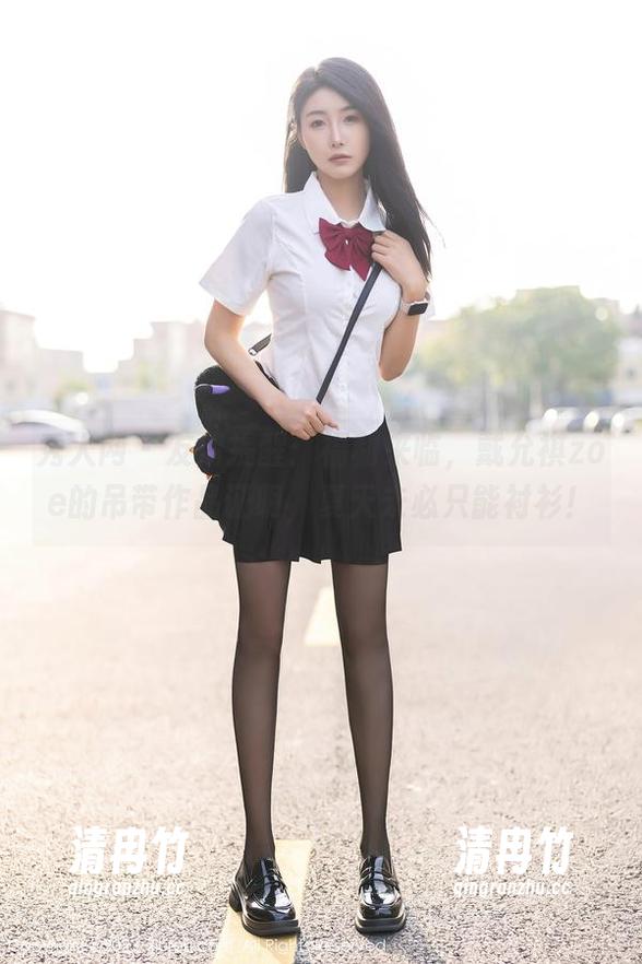 秀人网 - 友情提醒：福利来临，戴允祺zoe的吊带作品证明，夏天未必只能衬衫！