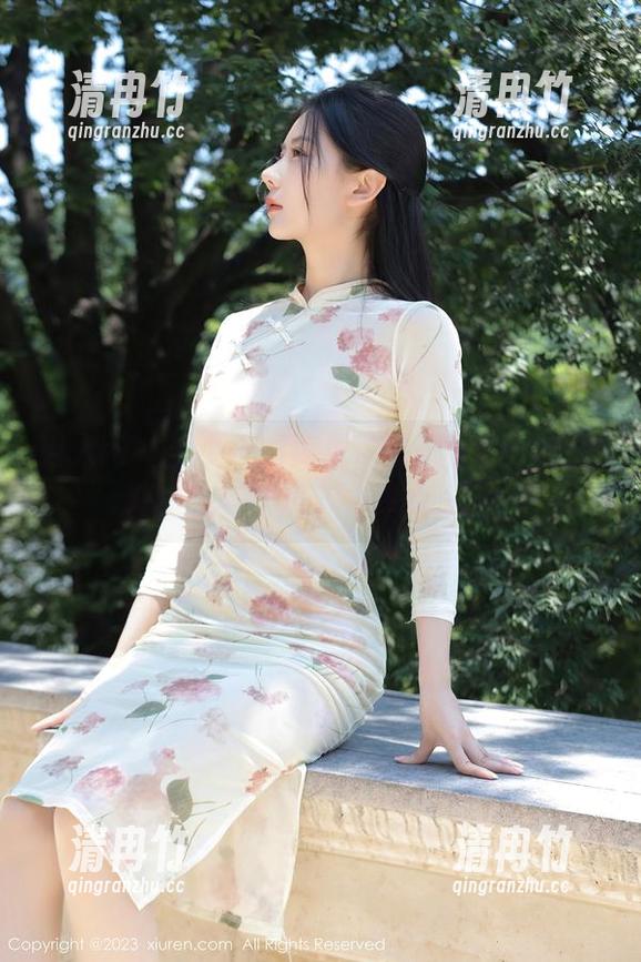 秀人网 - 至少在图库里，星子柒kiki的体操服透着点儿不一样的味道。