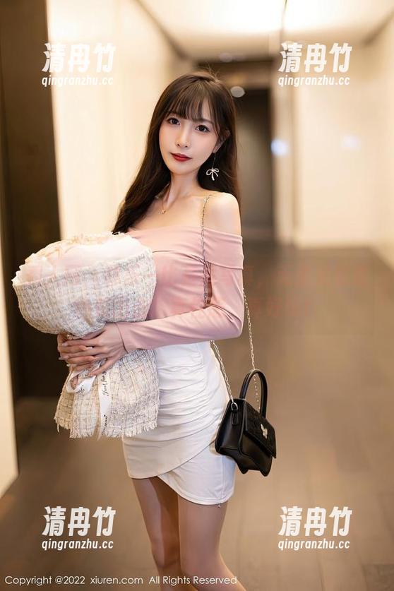 秀人网-林乐一 秀人网 - 林乐一比基尼写真,无圣光也要热辣出击!真性感,真好玩!