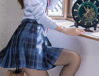 秀人网 - 寻找余温,玄子裤里丝作品下载后的小秘密