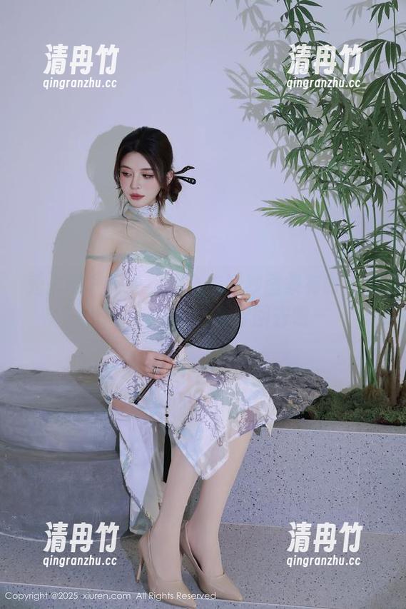 秀人网 - 王曼柔的全套婚纱图集有时光之美，不过记得别想穿回去哦～