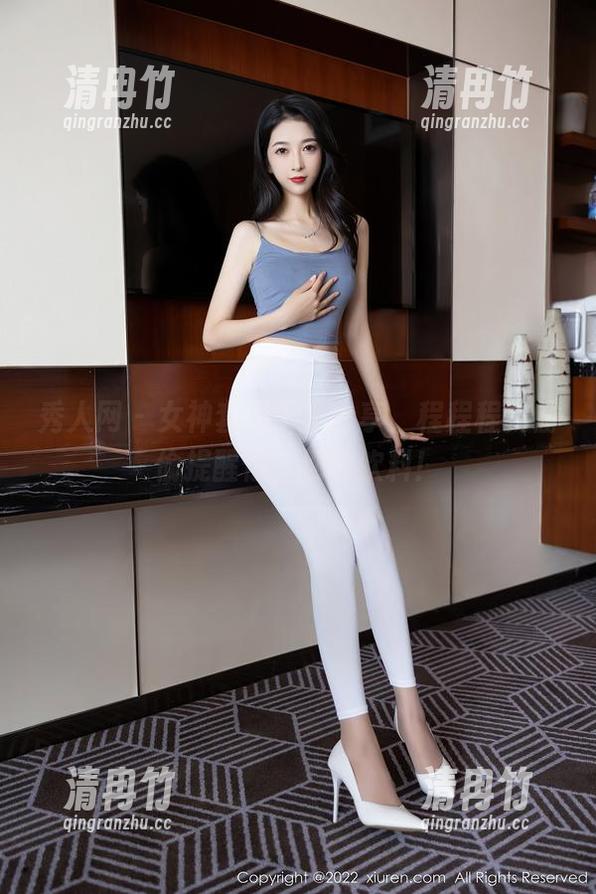 秀人网 - 女神套图干货分享，程程程我偷偷提醒你，别喷饮料！