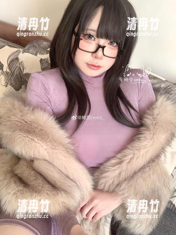 纯爱neko的美腿全集，保证你一秒变成腿控，立刻走上追腿之路！