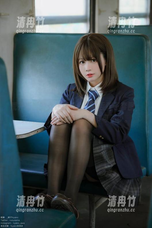 荒井喵喵 荒井喵喵的女仆狂想曲:酒吞童子套图,先别急着翻,隐秘的细节可不少。