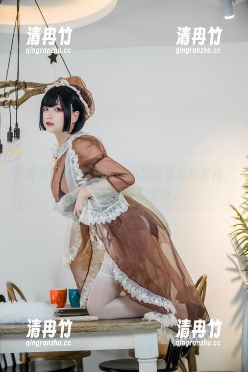 更新来啦！起起子vvvv的柴郡自拍套图，根本停不下来的节奏。