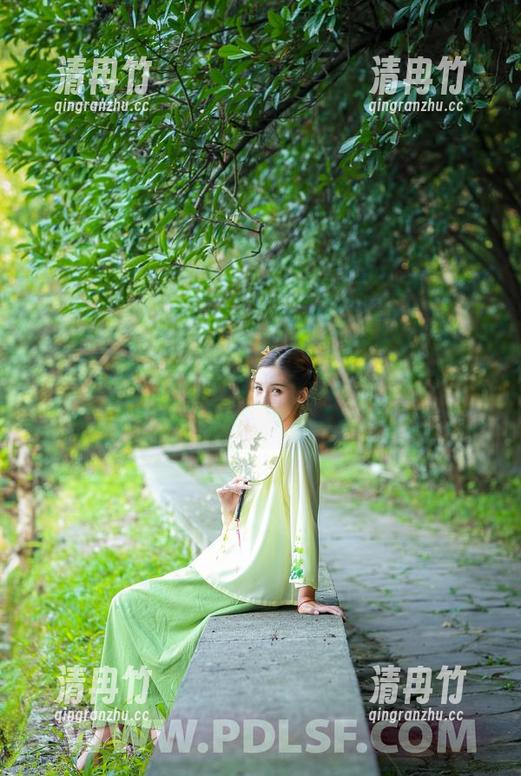 轰趴猫-棉花糖candy 轰趴猫 - 修女套图,棉花糖candy版——真是养眼的超能力,看一眼就想多看几眼。